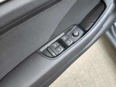 Audi A3 30 TFSI GPS BLUETOOTH RADAR ARR CLIM AUTO XENON (2020) - Photo 12