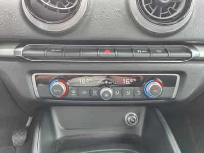 Audi A3 30 TFSI GPS BLUETOOTH RADAR ARR CLIM AUTO XENON (2020) - Photo 15