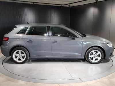 Audi A3 30 TFSI GPS BLUETOOTH RADAR ARR CLIM AUTO XENON (2020) - Photo 2