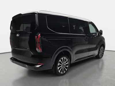 Ford Tourneo 2.0 TDCI ECOBLUE 170 L1 Titanium X (2026) - Photo 4
