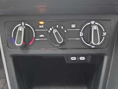 VW Polo 1.5 TSi 95 Life (2025) - Photo 11
