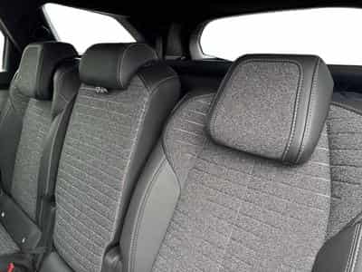PEUGEOT 5008 Hybrid 136ch Allure e-DCS6 (2025) - Photo 4