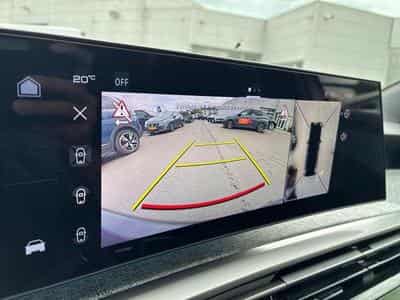 PEUGEOT 5008 Hybrid 136ch Allure e-DCS6 (2025) - Photo 8