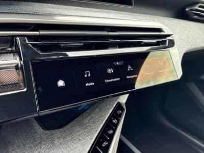 PEUGEOT 5008 Hybrid 136ch Allure e-DCS6 (2025) - Photo 9