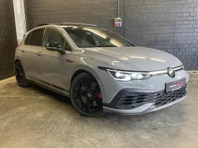 VW Golf GTI Clubsport 2.0 TSI 300 CV DSG7 *DCC *PACK PERF* AKRA* MAT (2024) - Foto 4