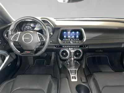 Chevrolet Camaro USA 6.2 V8 Sport (2022) - Foto 5