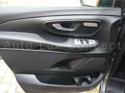 Mercedes EQV 300 AVANTGARDE Line Extralang (2020) - Photo 14