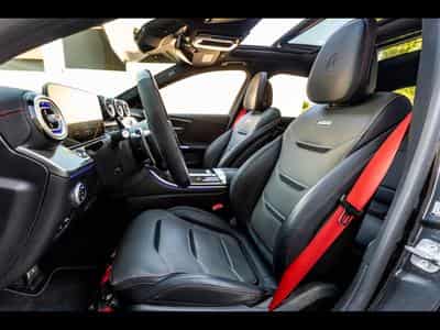 Mercedes C 63 AMG S AMG E PERFORMANCE (680 CH) LIMOUSINE – PACK AÉRODYNAMIQUE (2024) - Photo 11