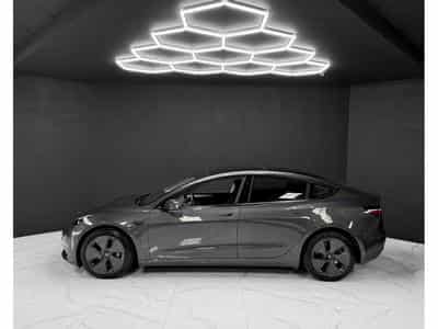 Tesla Model 3 Long Range Dual Motor (2022) - Photo 2