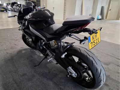 Aprilia RS FACTORY (2025) - Photo 4