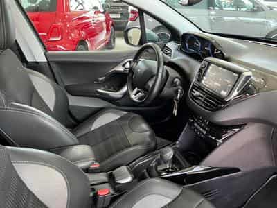 Peugeot 2008 ALLURE B.AUTO, 110CV, NAVI, PANORAMIQUE, BLUETOOTH, ALU 16'' (2016) - Photo 6