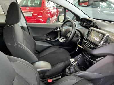 Peugeot 208 Signature 110, NAVI, PDC , BLUETOOTH, LED, KM 30000 (2019) - Photo 5