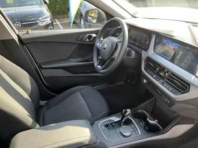 BMW 118 118i A 136cv 2xPDC Apple Carplay LED Camera (2023) - Photo 9