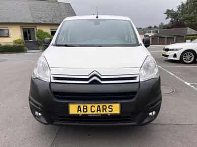 Citroën Berlingo 1.6 Blue Hdi 100cv 3 places Clim Tempomat PDC (2019) - Foto 2