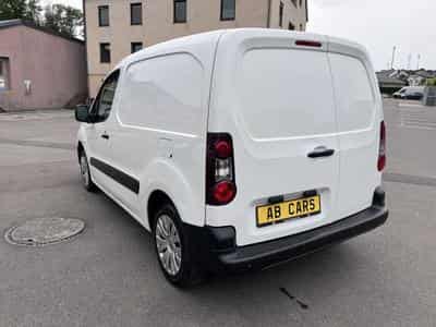 Citroën Berlingo 1.6 Blue Hdi 100cv 3 places Clim Tempomat PDC (2019) - Foto 8