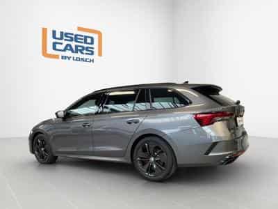 Skoda Octavia RS+DSG+LED+NAVI+Design-Sueda (2024) - Foto 5