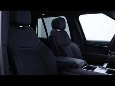 Land-Rover Range Rover SWB D300 SE AWD Auto (2026) - Photo 12
