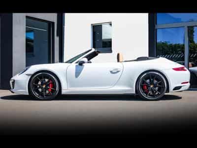 Porsche 911 .2 911 CARRERA S CABRIOLET PDK – WHITE (2016) - Photo 2