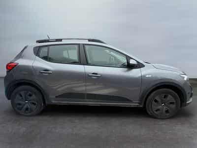 Dacia Sandero 1.0 TCe Stepway Expression (2025) - Photo 3