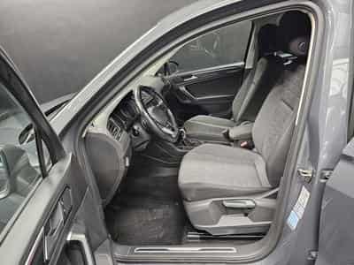 VW Tiguan Life 2.0 TDI 150 DSG7 (2023) - Foto 11