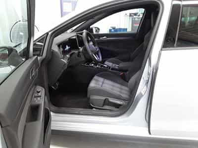 VW Golf GTE PHASE 2  1.5 eHybrid 272 CV DSG 6 *DCC* MATRIX * ATTELAG (2025) - Foto 5