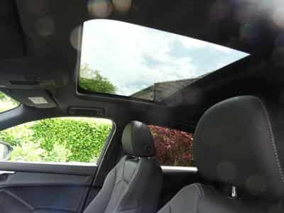 Audi Q3 Sportback S-Line 45 TFSI 245CV quattro S (2025) - Photo 8