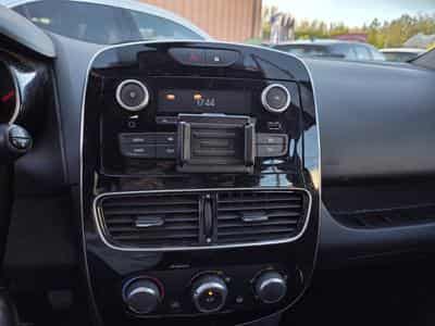 Renault Clio IV TREND ESSENCE (2019) - Photo 11