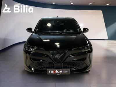 Alfa-Romeo Junior 1.2 Hybrid 136 eDCT6 TI (2025) - Foto 2