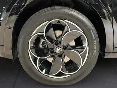 Alfa-Romeo Junior 1.2 Hybrid 136 eDCT6 TI (2025) - Foto 9