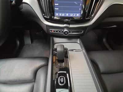 Volvo XC60 B4 Plus Dark / Essence (2024) - Photo 8