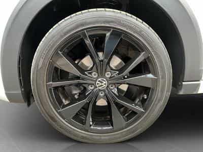 VW Taigo R-Line+DSG+Black-Style+Keyless+AHK (2023) - Foto 8