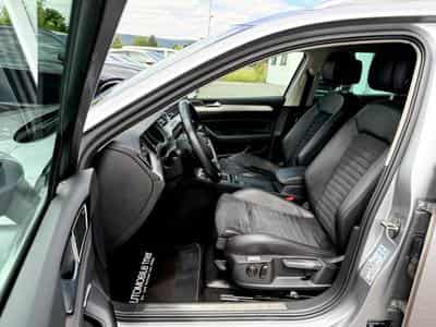 VW Passat Passat Variant R Line 2.0 TDI DSG 4Motion (2019) - Photo 9