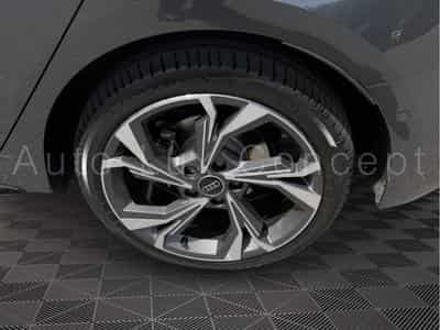 Audi A3 Sportback 40 TFSI e S line (2025) - Photo 12