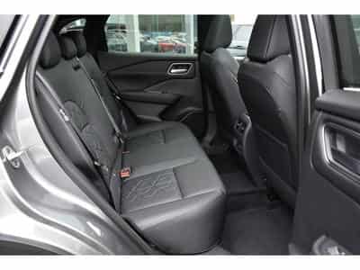 Nissan Qashqai 1.3 DIG-T MHEV Tekna Xtronic CUIR MEMO BOSE PANO NEUF (2026) - Foto 8