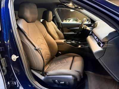 BMW 520 Touring (2025) - Foto 12