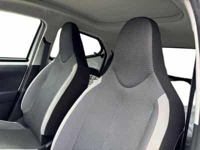 Toyota Aygo II X (2020) - Foto 11
