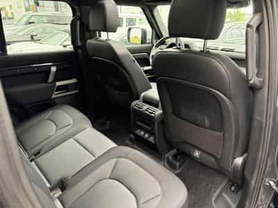 Land-Rover Defender Defender 110 Hybrid X-Dynamic SE/CARPATHIAN (2023) - Photo 15