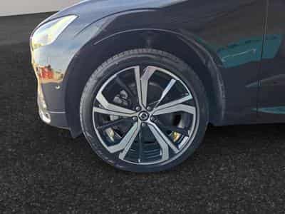 Volvo XC60 B5 AWD Ultra Dark / Essence (2025) - Foto 10