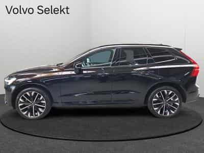 Volvo XC60 B5 AWD Ultra Dark / Essence (2025) - Foto 2