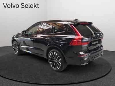 Volvo XC60 B5 AWD Ultra Dark / Essence (2025) - Foto 3