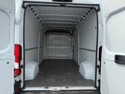 Opel Movano 2.2D L3H2 (2024) - Foto 9