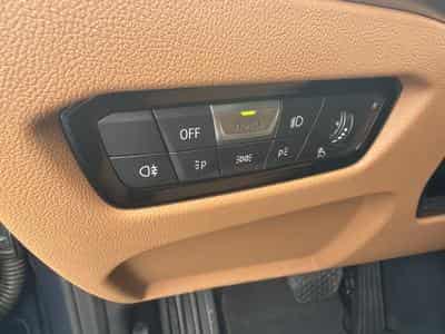 BMW 318 i BREAK AUTO 2.0 156CV BA8 (2024) - Photo 15