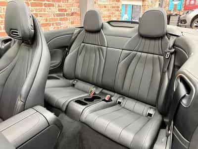 Mercedes CLE 200 CLE 200 Cabrio 2.0 204cv Auto AMG-LINE (2025) - Photo 6