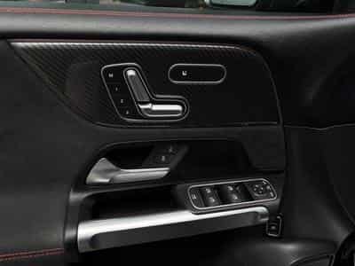 Mercedes GLB 35 AMG GLB 35 AMG 4MATIC (2023) - Photo 14