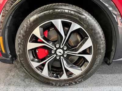Ford Mustang Mach-E Mustang Mach-E 294cv 99Kw/h RWD RANGE PREMIUM (2024) - Foto 3