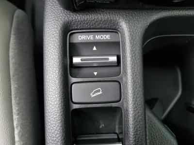 Honda HR-V 1.5 i-MMD 131ch e:HEV Advance Style (2025) - Foto 12