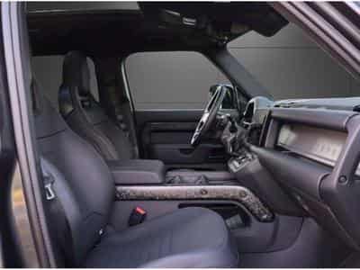 Land-Rover Defender DEFENDER 110 OCTA EDITION ONE SV BESPOKE (2026) - Photo 6