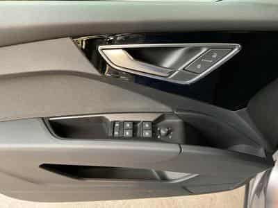 Audi Q4 e-tron 52kWh+35e-tron+Led+Navi+P.Confort+P.Assistance (2022) - Photo 15