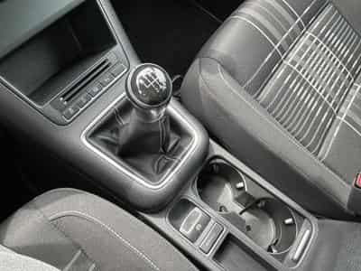 VW Tiguan Tiguan Lounge Sport &amp; Style BMT *Bi-Xenon*Navi* (2015) - Photo 14