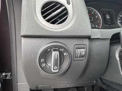 VW Tiguan Tiguan Lounge Sport &amp; Style BMT *Bi-Xenon*Navi* (2015) - Photo 15